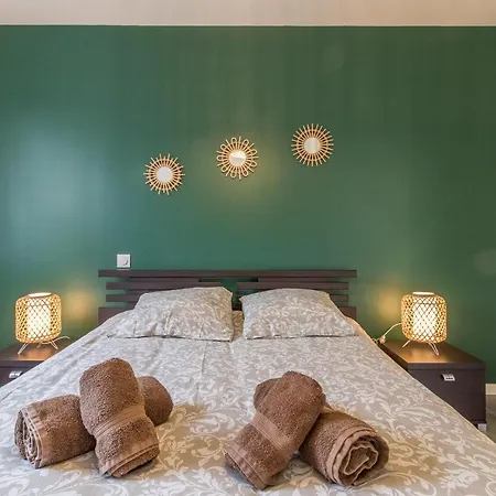 Les De Castel - Les Chenes