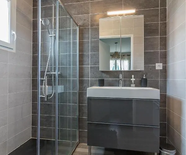 בית נופש Les De Castel - Les Chenes *