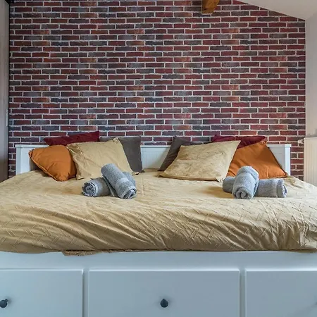 Les De Castel - Les Chenes *